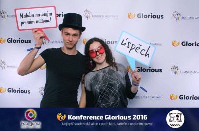 12961398_1035974873136032_5421637082240378539_o | Fotokoutek - Konference Glorious 2016