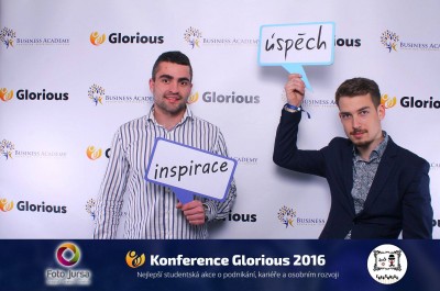 12973019_1035974883136031_406794659928962231_o | Fotokoutek - Konference Glorious 2016