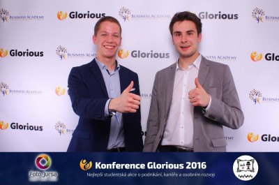 12973072_1035975583135961_7769897588382010850_o | Fotokoutek - Konference Glorious 2016